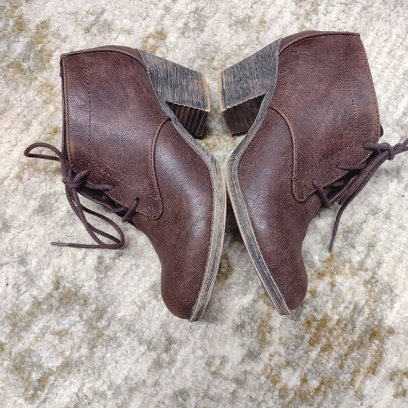 Rocket Dog Brown Ankle Boots Size 6 - Picture 2 of 7